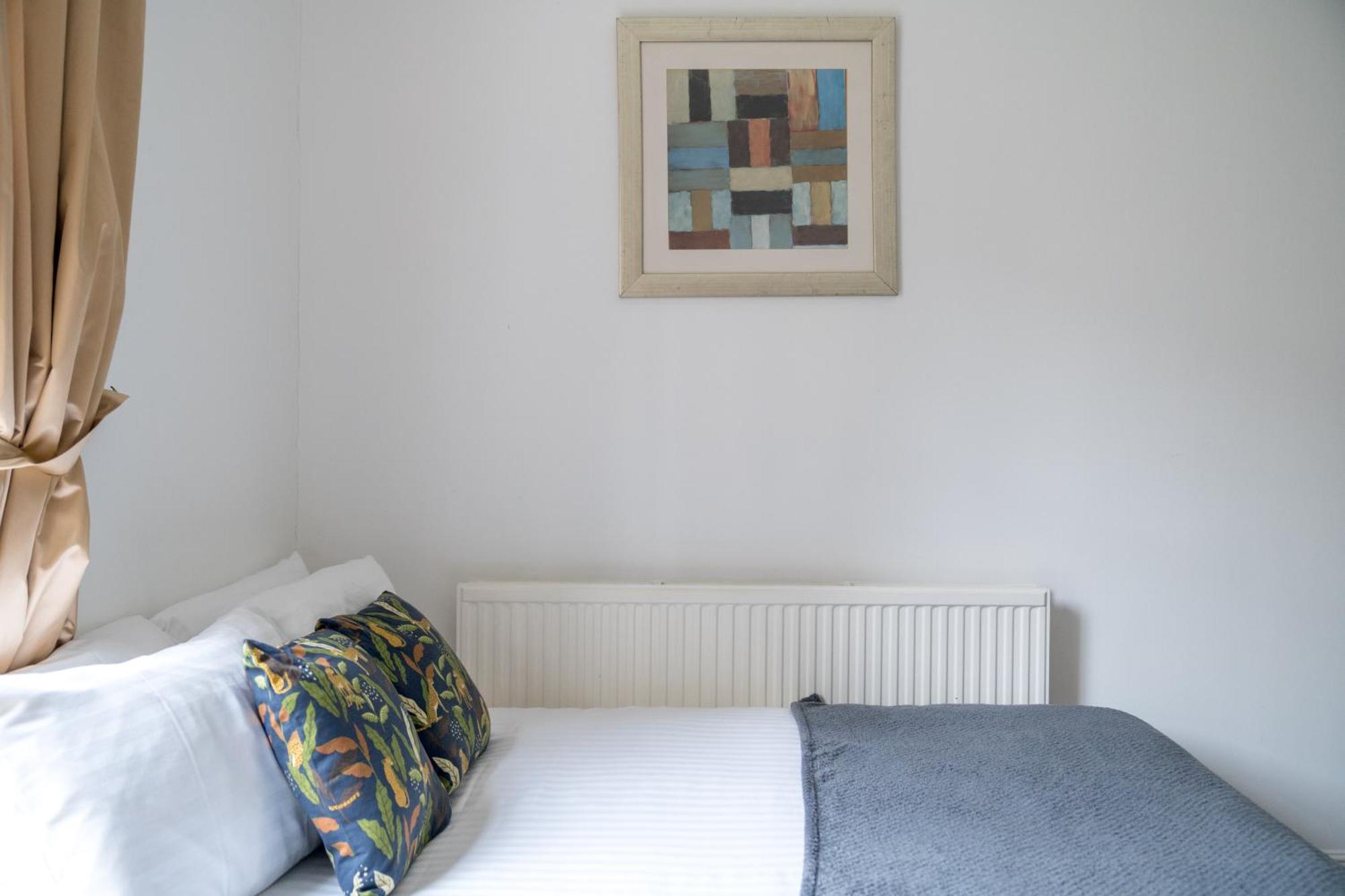 Spacious Canary Wharf Near 02 Arena, Excel Exhibition Centre, With Free Parking & Wifi Apartment London
