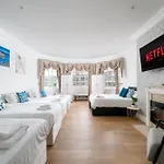 Spacious London Canary Wharf Apartments Near London 02 Arena, Excel Exhibition Centre, With Free Parking & Wifi
