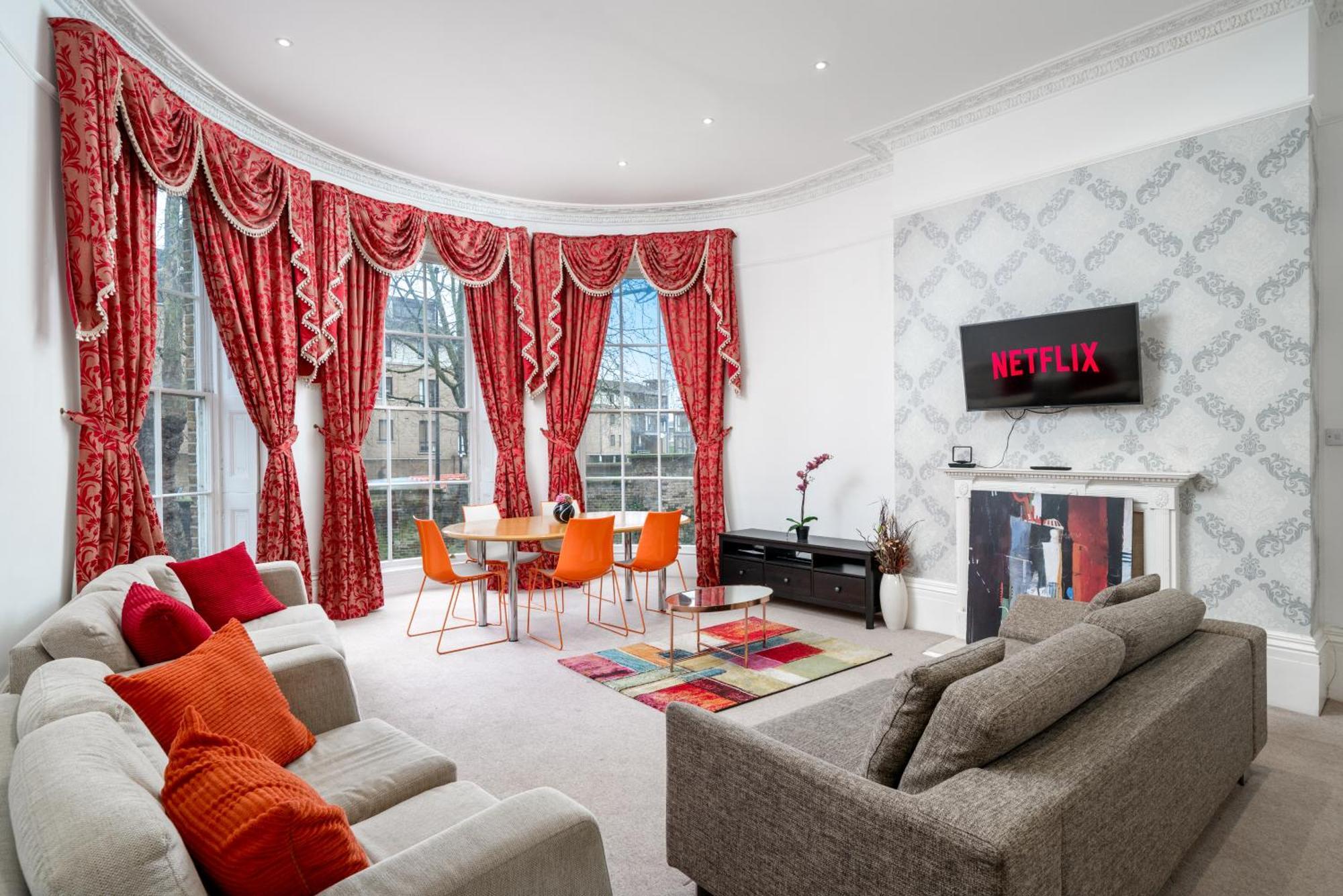 Spacious Canary Wharf Near 02 Arena, Excel Exhibition Centre, With Free Parking & Wifi * Londra