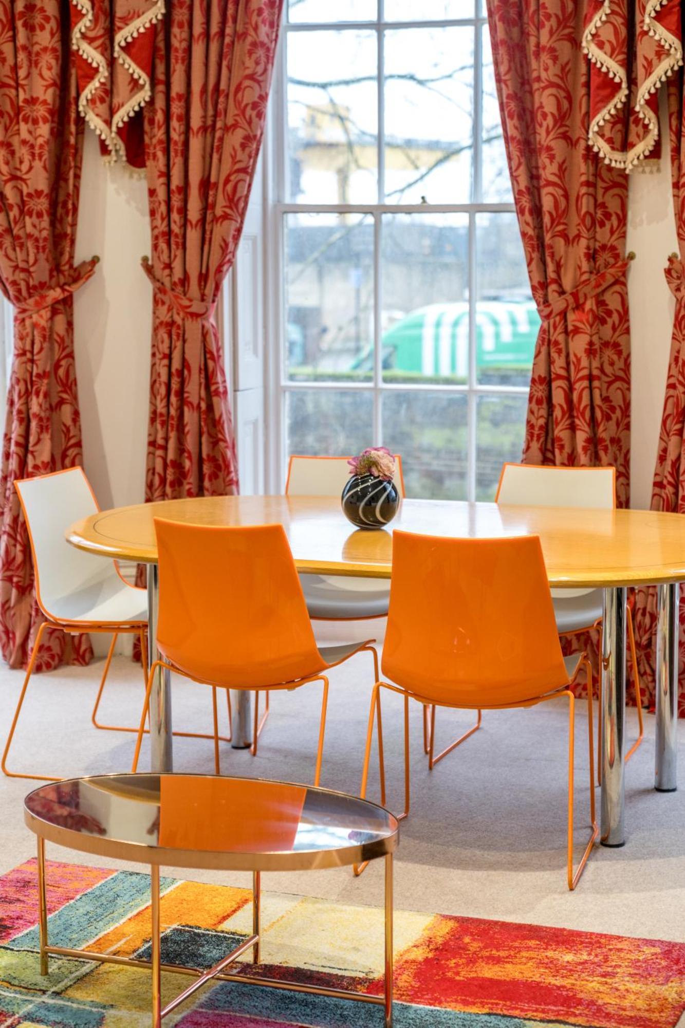 Appartamento Spacious Canary Wharf Near 02 Arena, Excel Exhibition Centre, With Free Parking & Wifi Londra