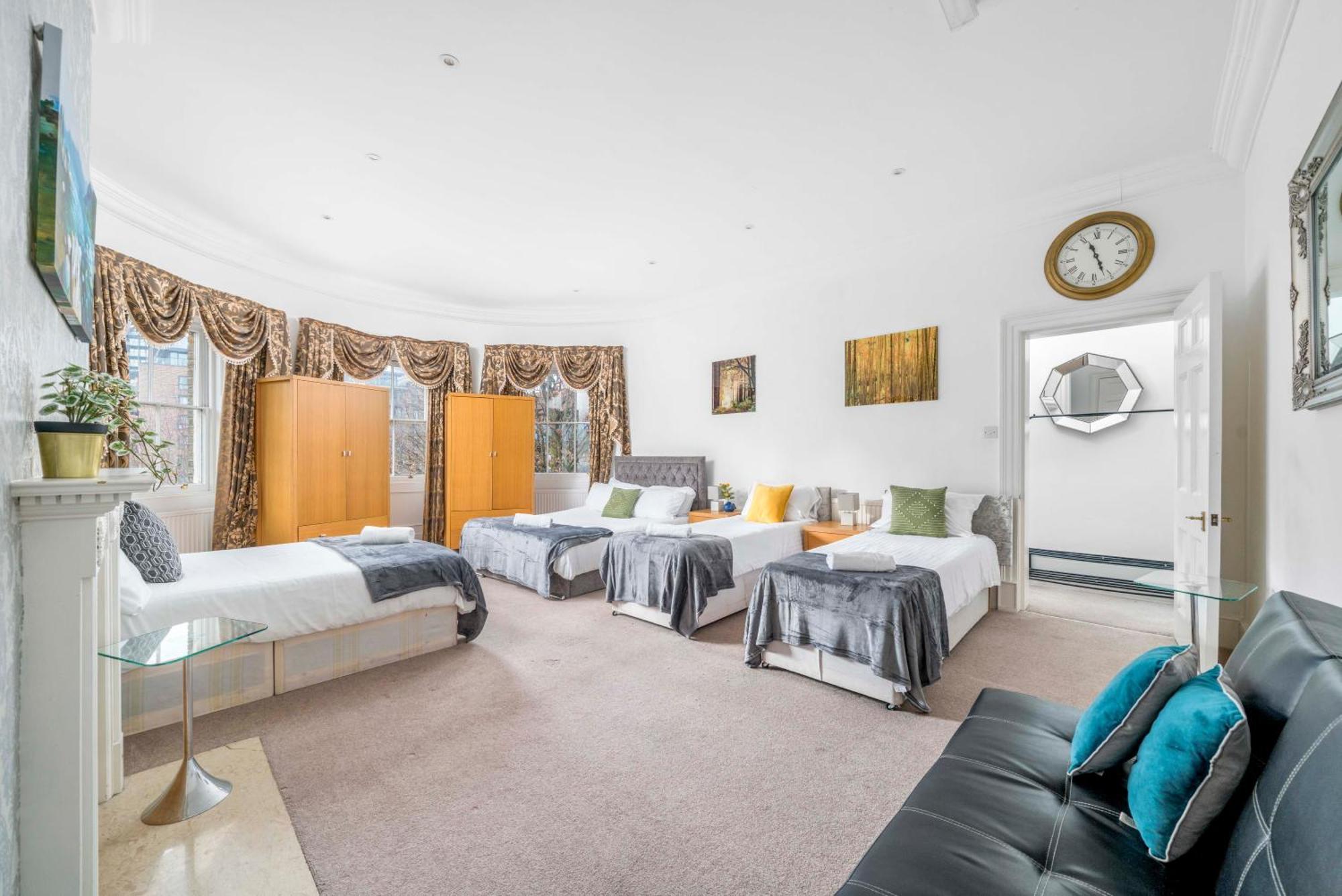 Spacious Canary Wharf Near 02 Arena, Excel Exhibition Centre, With Free Parking & Wifi Appartamento Londra
